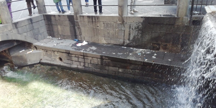Catania, ore 11 Piazza Duomo: "Benvenuti"