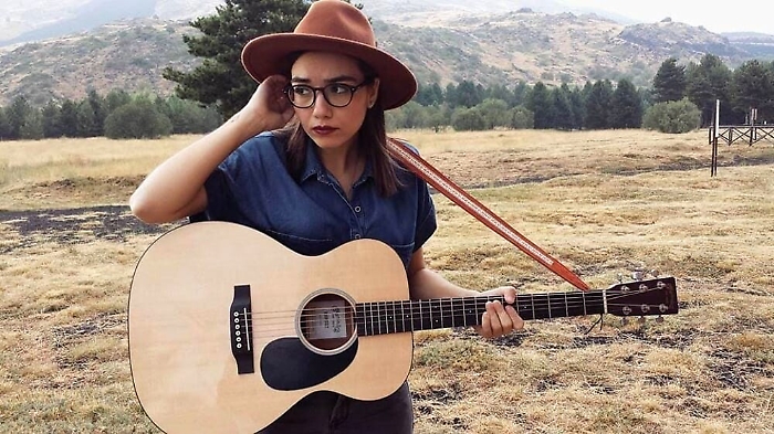 Roberta Finocchiaro con Something Tre in versione unplugged all'Auditorium Rai di Palermo