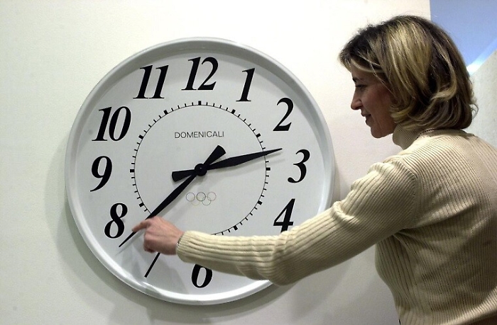 Ora legale, lancette avanti di 60 minuti e l'umore cambia