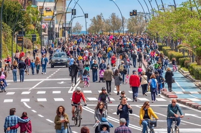 Catania: l'altra faccia del Lungomare Fest, caos a Ognina e Picanello