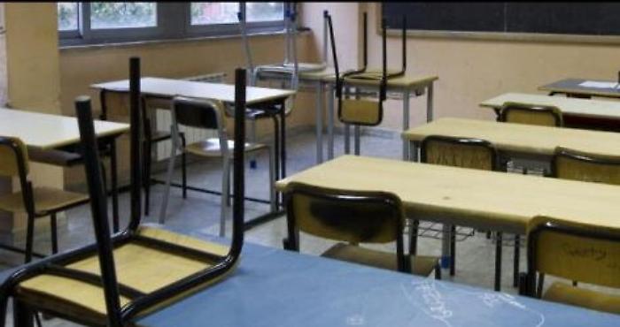 &laquo;Molestie a mia figlia&raquo; e  padre d'una alunna picchia un bidello