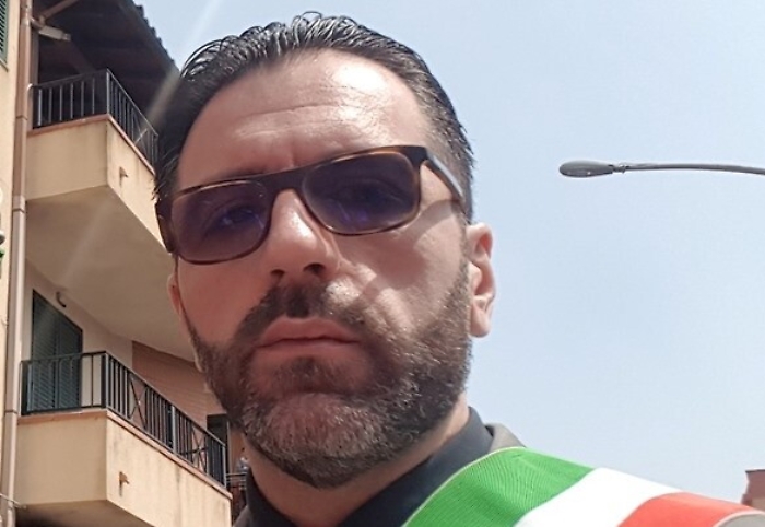 Palma di Montechiaro: cagnolino dato alle fiamme