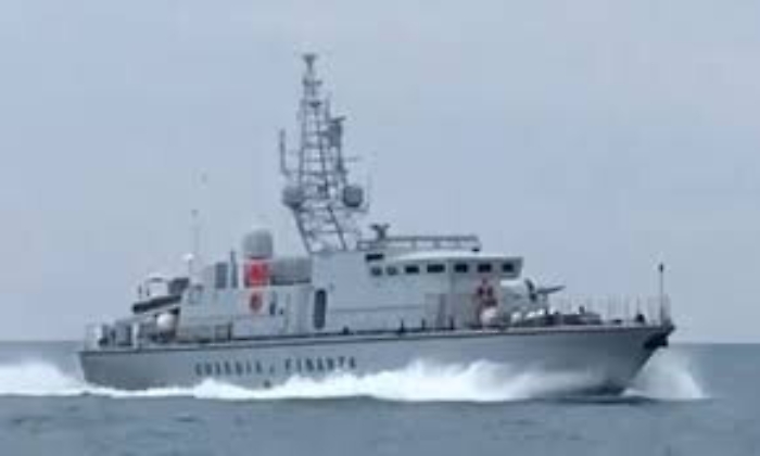 Gfd sequestra nel Canale di Sicilia veliero turco con 5,5 tn di hashish