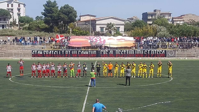 Calcio playoff per la promozione in D: il Canicatt&igrave; piega la Gladitor