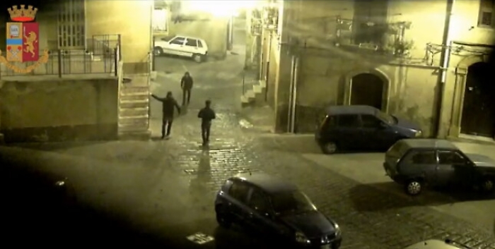 Banda inondava di droga Piazza Armerina coinvolgendo anche dei minori: 15 arresti