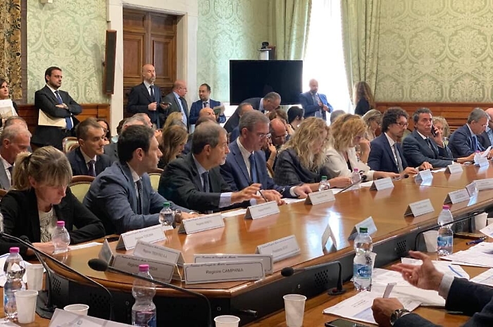 Ct-Rg, l'attacco di Musumeci a Toninelli: &laquo;E' una calamit&agrave; naturale&raquo;. E l'altro: &laquo;Non ci blocchi&raquo;