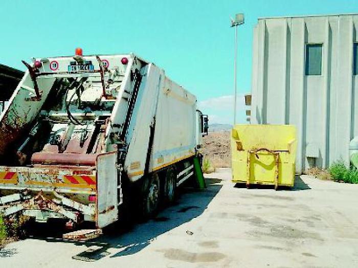 Rifiuti in marcia: dopo Bellolampo chiude anche Belpasso 