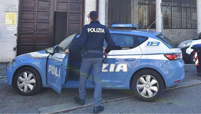 Droga e furti, operazione a Gelaquattro arresti della polizia