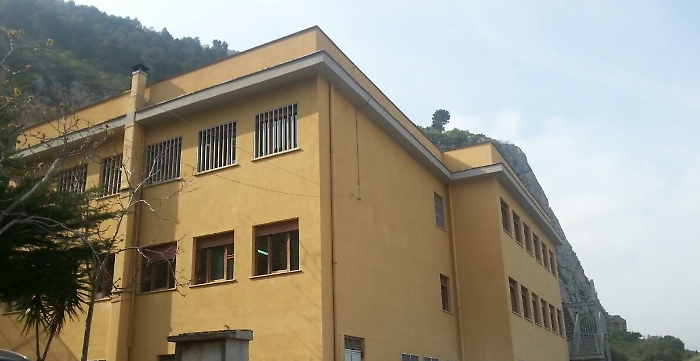 Palermo, &laquo;Mi ha messo le mani addosso&raquo; e il prof viene schiaffeggiato