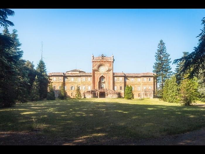 Castello Sammezzano, asta deserta
