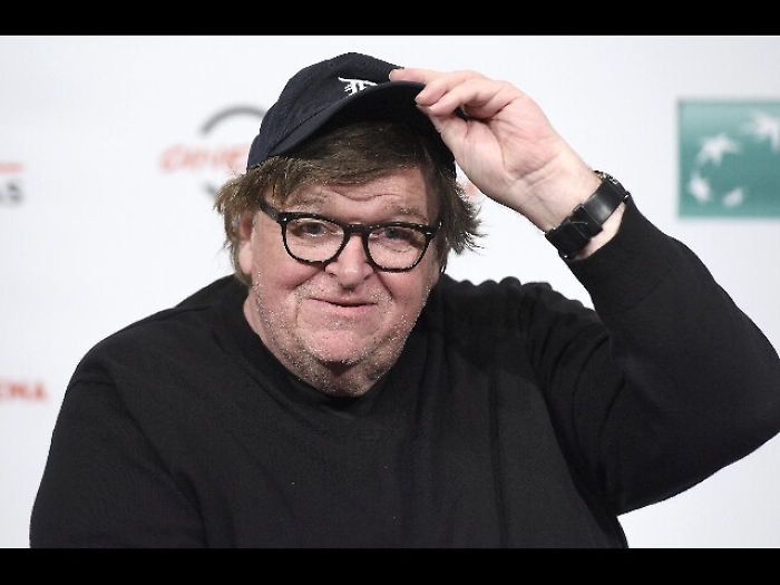 Fahrenheit 11/9, Trump quasi un Hitler