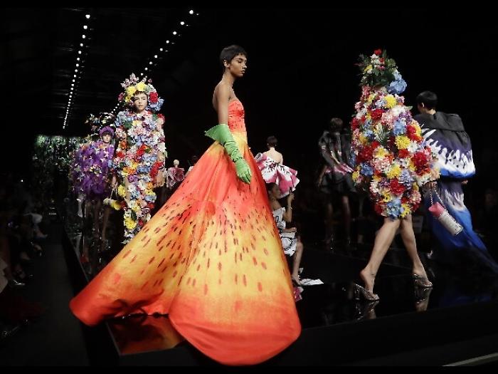 Moschino uomo e pre-donna sfilano a Roma