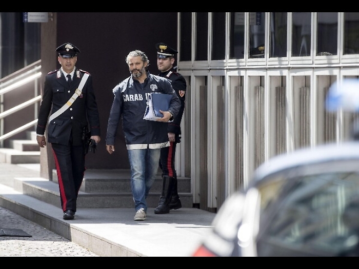 Corruzione per appalti, 11 arresti