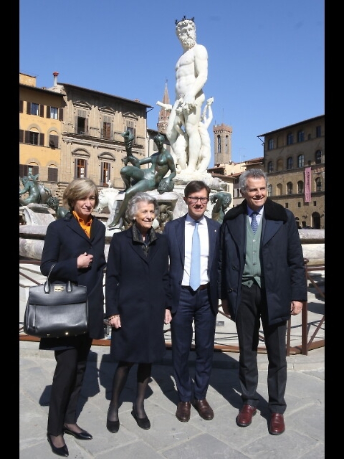 Fontana Nettuno Firenze, finito restauro