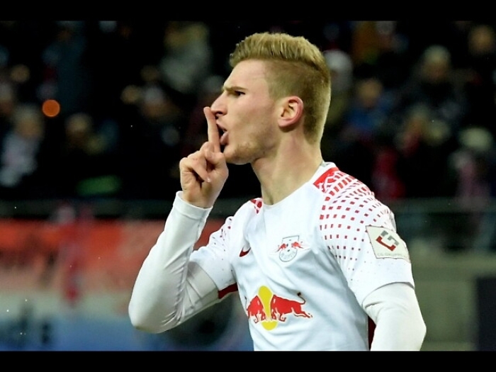 Dietro Bayern solo il Lipsia, Schalke ko