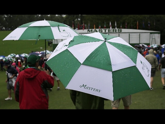 Golf: maltempo si abbatte sul Masters