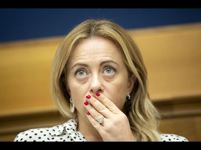 Rai: Meloni, continuer&agrave; a pagare Fazio