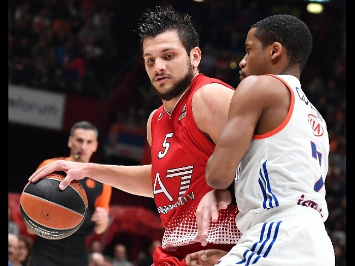 Basket: infortunio Gentile, 2 mesi stop