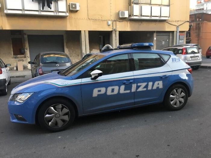 Anziana torturata da badante a Napoli