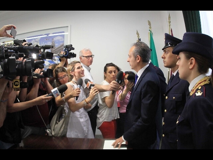 Migliaia lettere minacce a vip, denunce