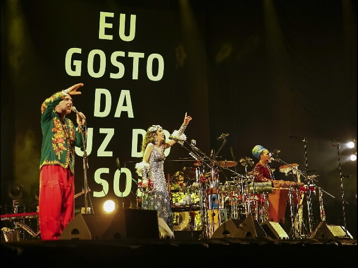 I Tribalistas fanno ballare Milano