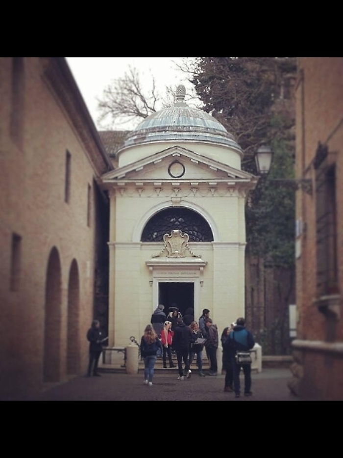 Petizione per mantenere Dante a Ravenna