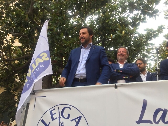 Salvini,migranti regolari sono benvenuti