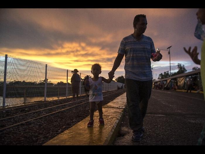 Messico: 5mila in marcia verso gli Usa