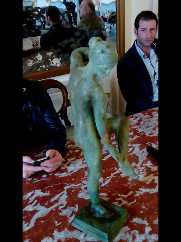Trovata statua ellenistica, non relitto
