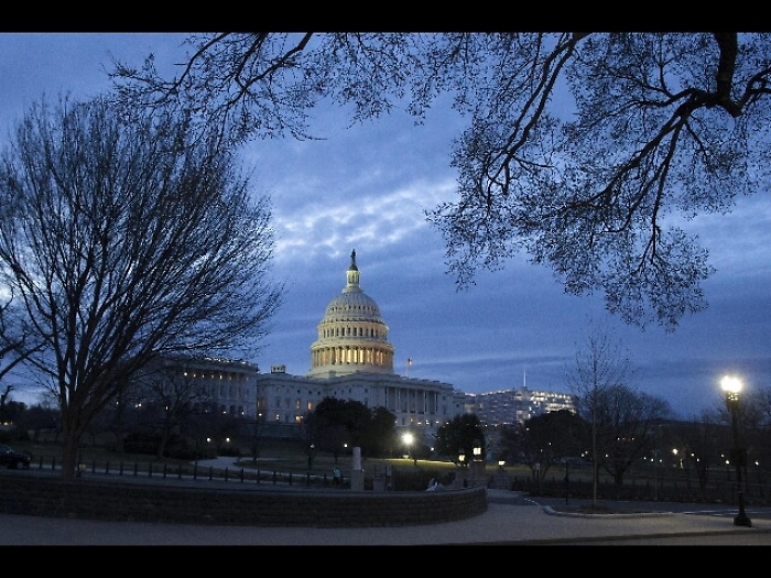 Usa votano misure per pressing su Maduro