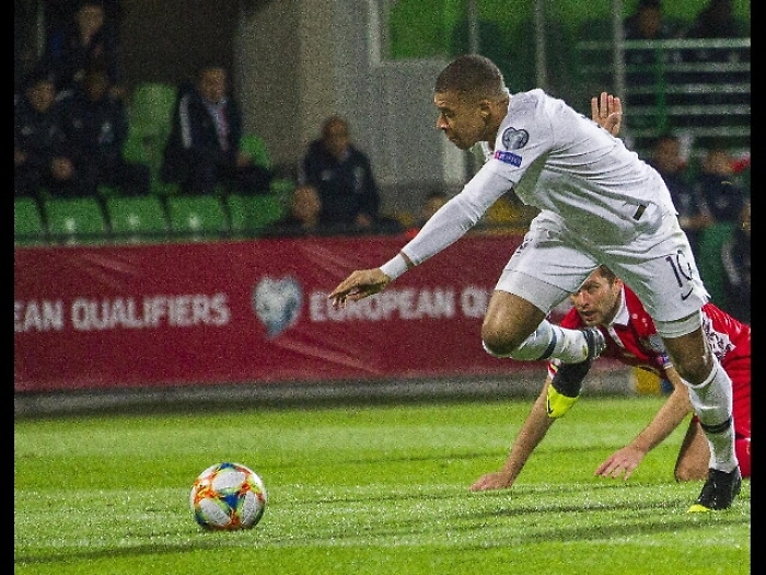 Real Madrid prepara 280 mln per Mbapp&eacute;