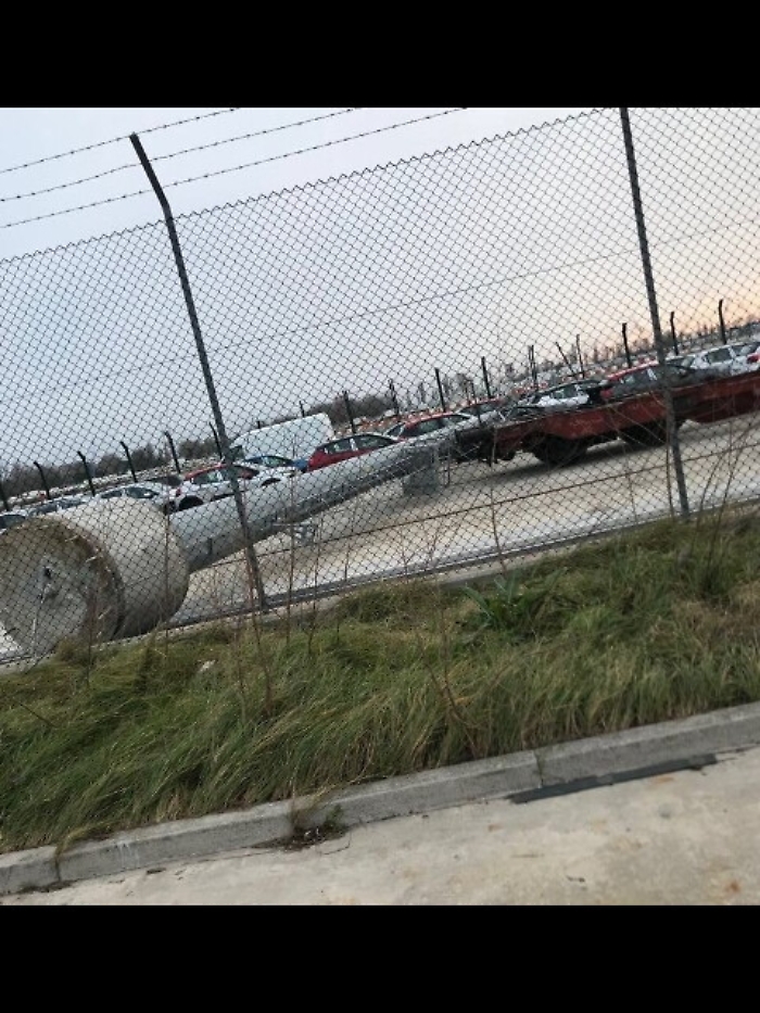 Venezia, altro crollo, cade torre faro