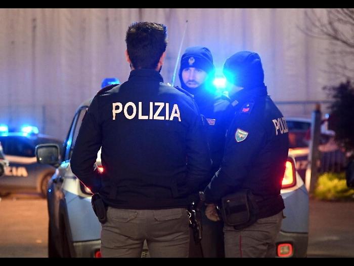 Taranto, fermati avvocato e militare Gdf