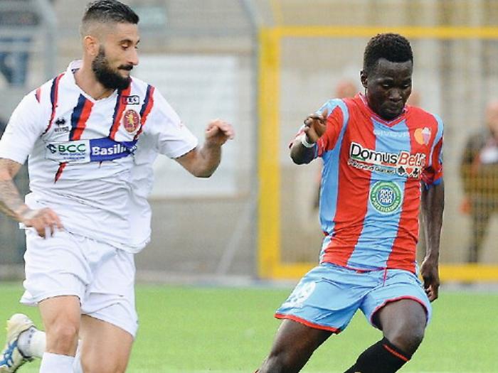 Catania, la vetta passa anche da Catanzaro