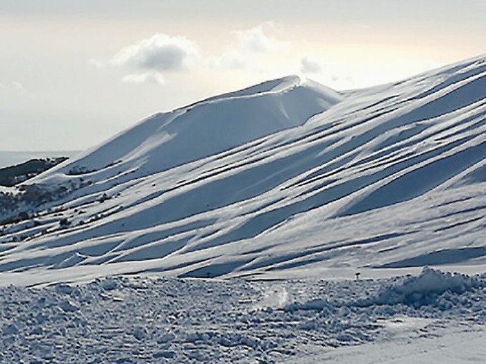 Etna, il rischio valanghe non &egrave; escluso: "Prudenza per chi scia fuori pista"
