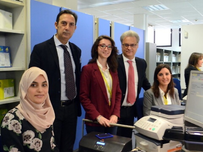 Vittoria, allo sportello delle Poste adesso si parla anche arabo