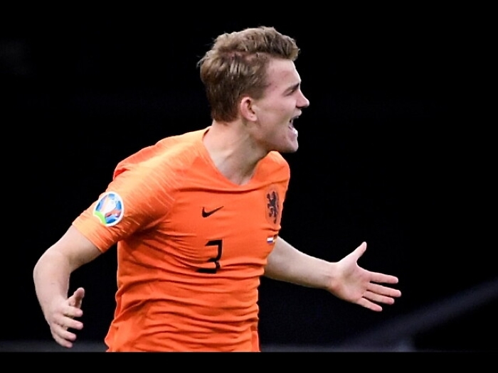 Un tris di rinforzi per il Barcellona