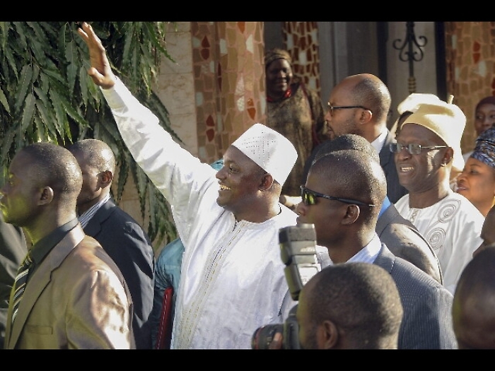 Gambia, tornato presidente eletto Barrow