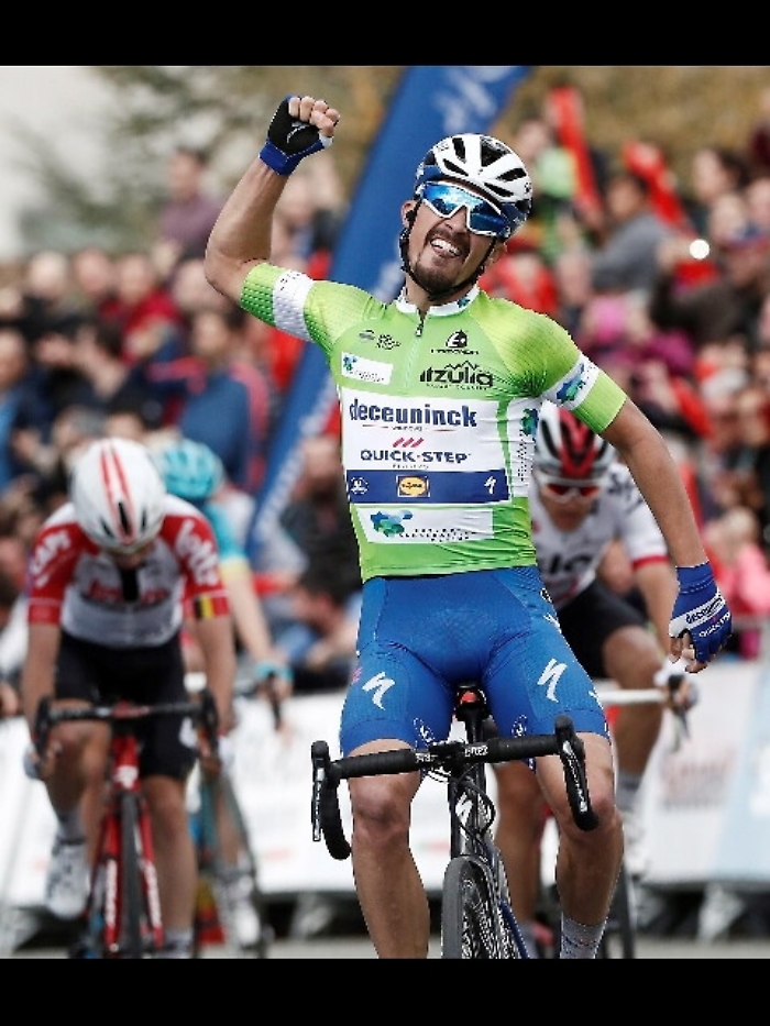 Ciclismo: Alaphilippe vince ancora
