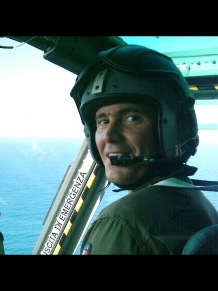 Rimini, esequie pilota elicottero caduto