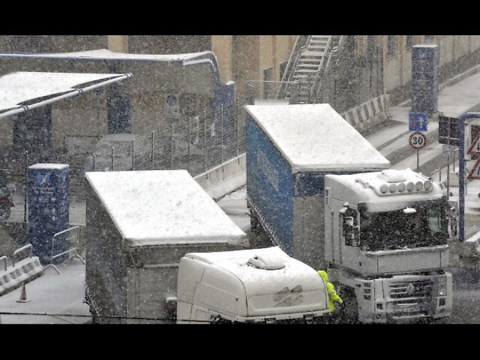 Maltempo, interdetta viabilit&agrave; al porto
