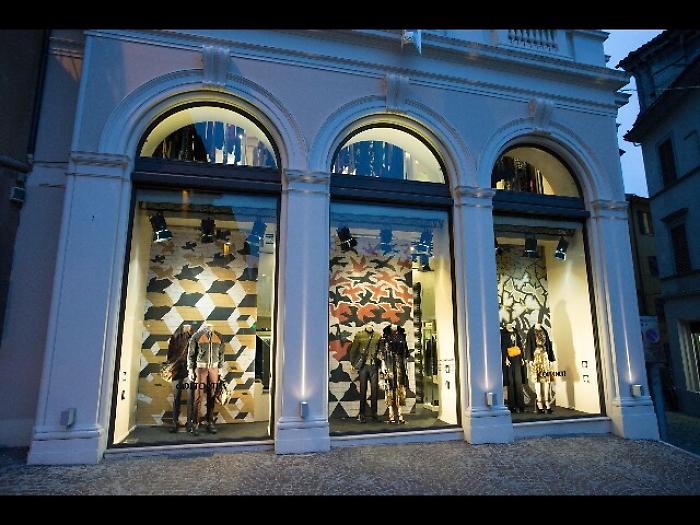 Prima boutique Phygital Coltorti a Jesi