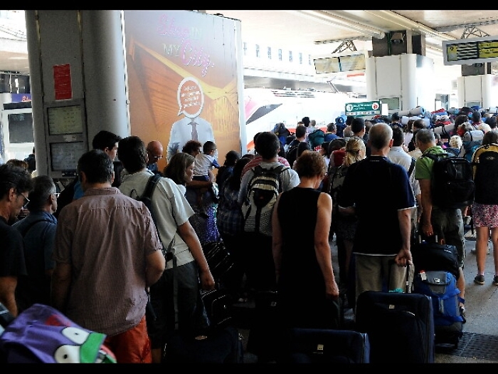 Campagna Farnesina per viaggiare sicuri