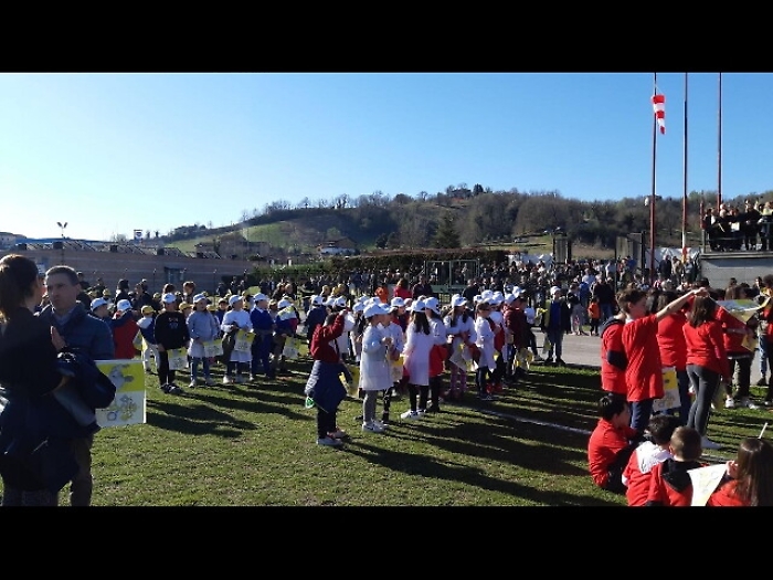 Papa sorvola Amandola,saluta gente sisma