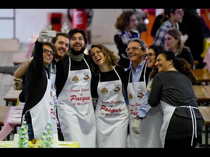Pasqua, spesi 1,2 mld per il pranzo