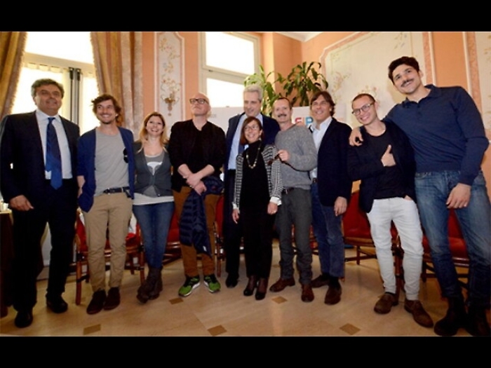 Ultime battute 'Tu mi nascondi qualcosa'