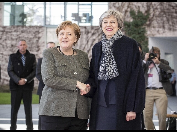 Conclusi colloqui May-Merkel a Berlino