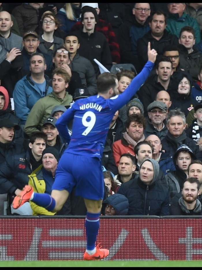 Chelsea soffre ma vince, Sarri respira