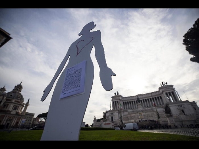 Corteo contro violenza donne,siamo marea