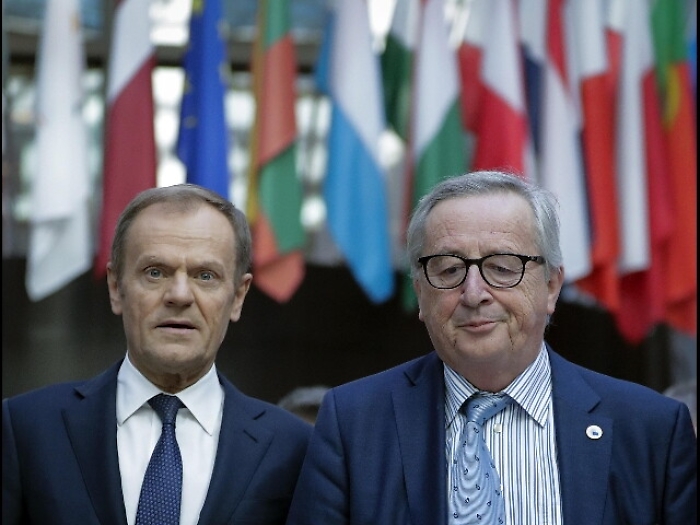 Brexit: Ue completa preparativi no deal